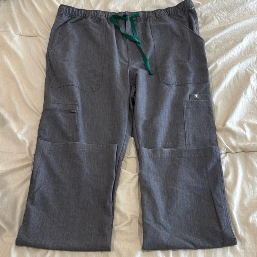 Figs Men's Yola Scrub Pants – Graphite, Size XLarge (EUC)